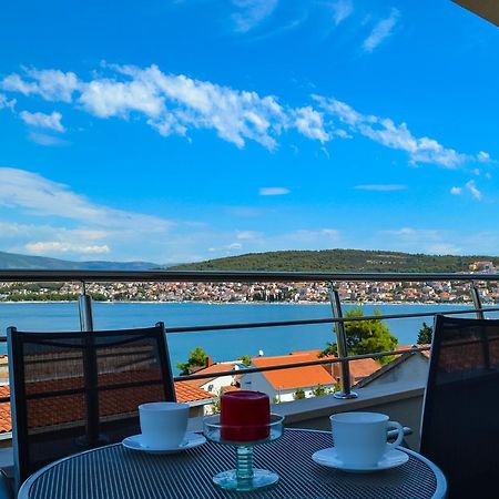 Apartments Oklopcic Трогір Екстер'єр фото
