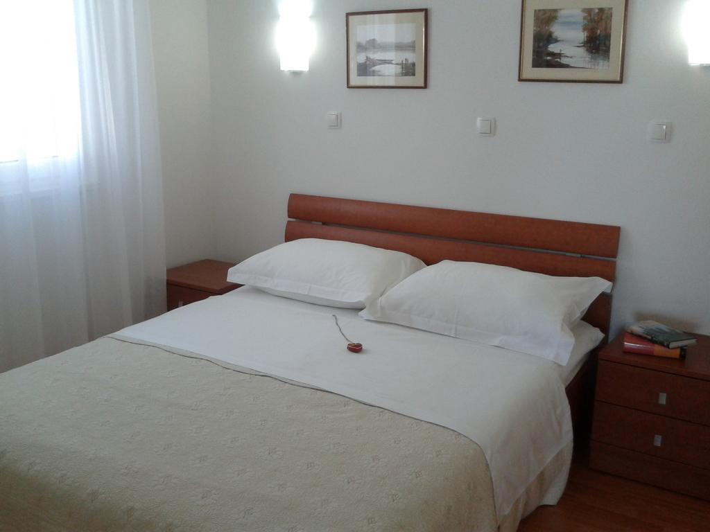 Apartments Oklopcic Трогір Номер фото