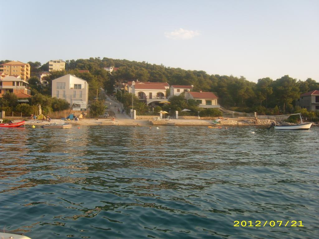 Apartments Oklopcic Трогір Екстер'єр фото