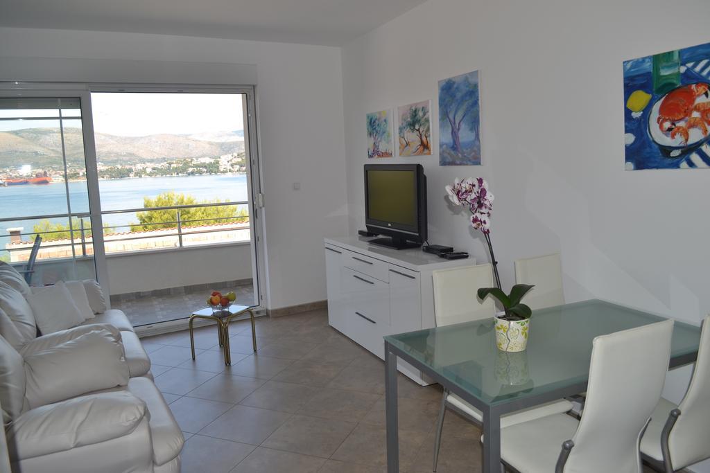 Apartments Oklopcic Трогір Екстер'єр фото